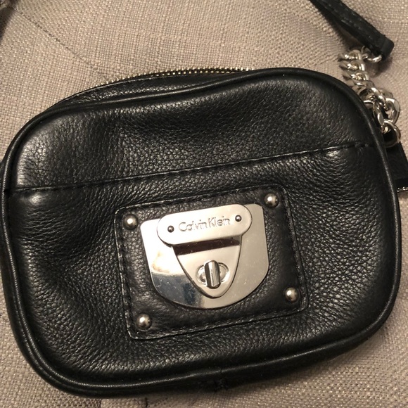 Calvin Klein black leather crossbody purse - Picture 2 of 4